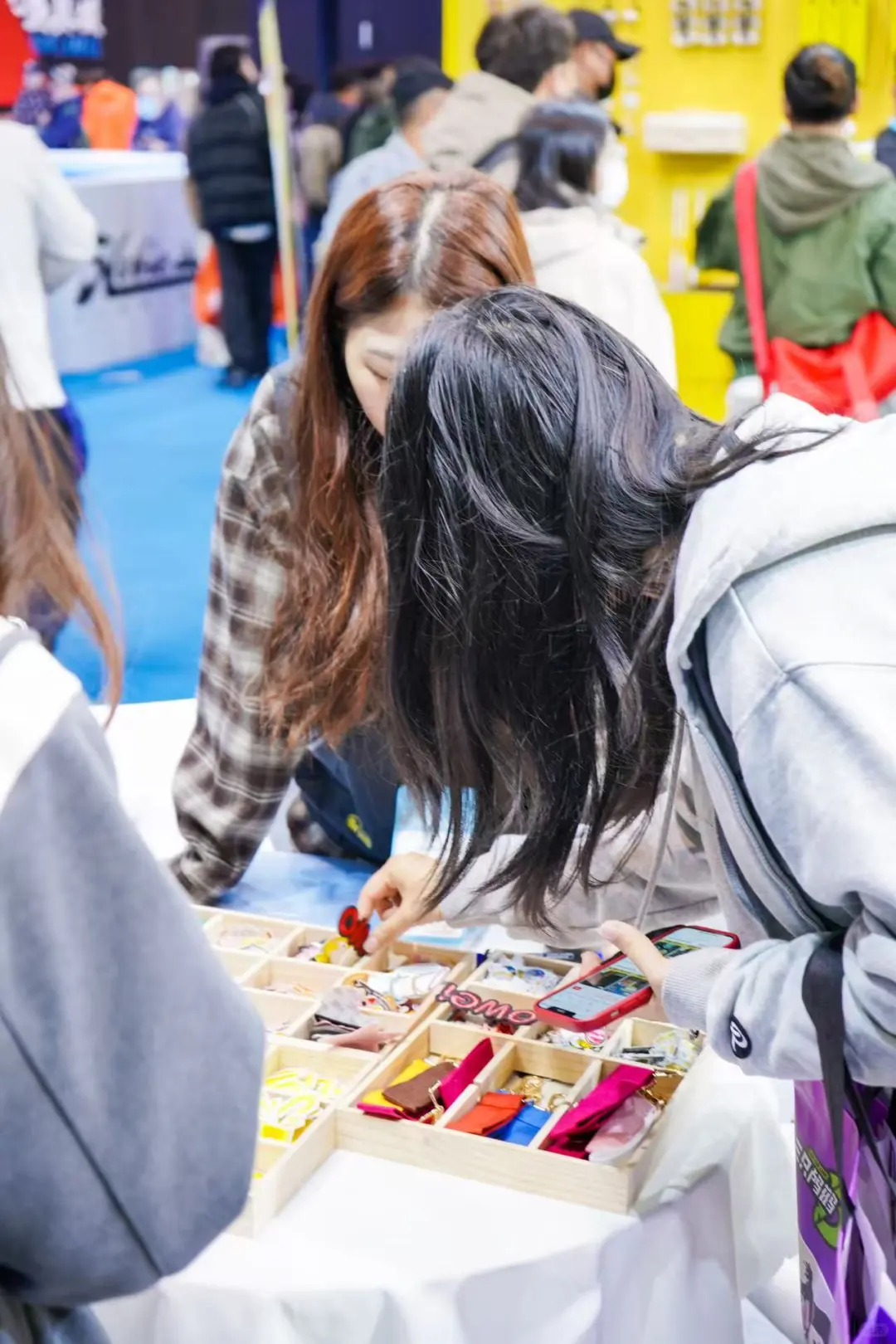 展会第1⃣️天就被钓友们包围啦?