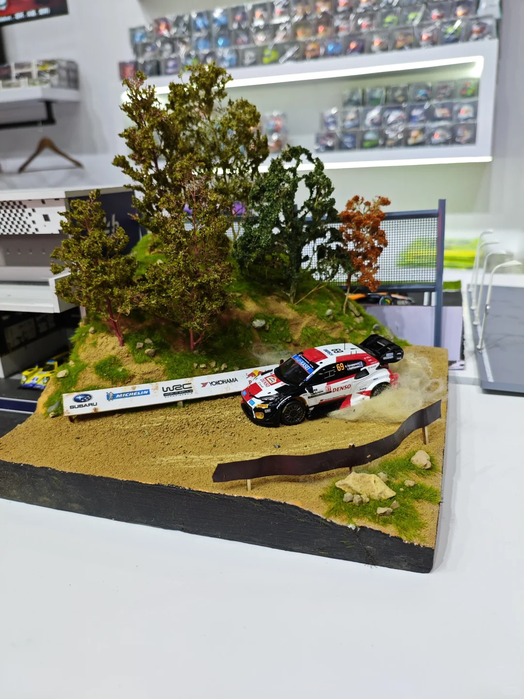 苏州GTshow里现在最火的展台都是车模品牌