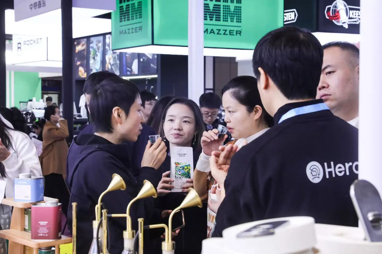 咖啡控速来！展会现场嗨爆了！☕
