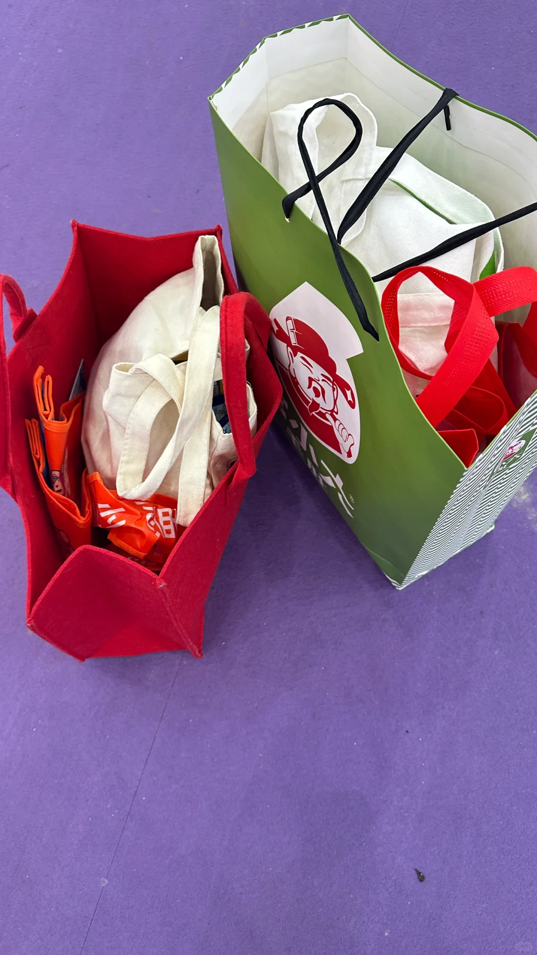 今天不减肥，今天在武汉博览会吃吃吃