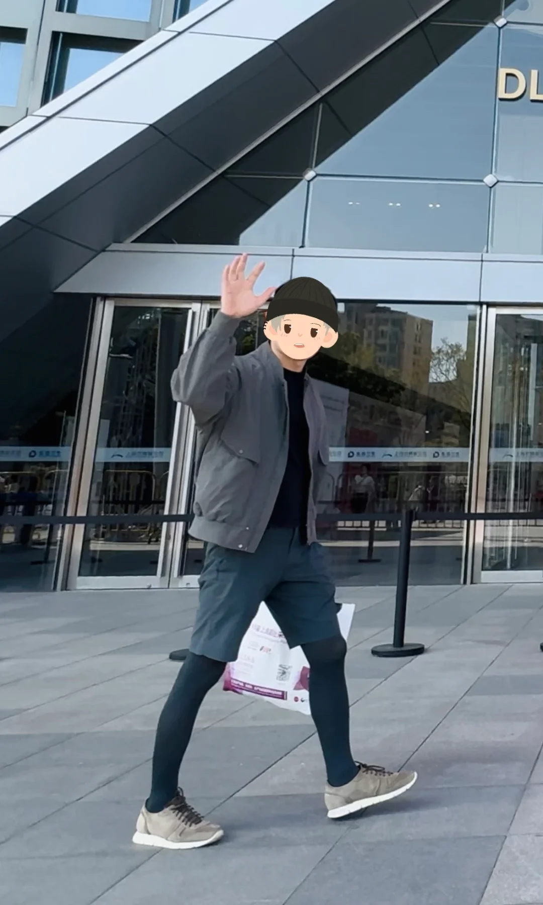 穿si来上海袜展挑袜子