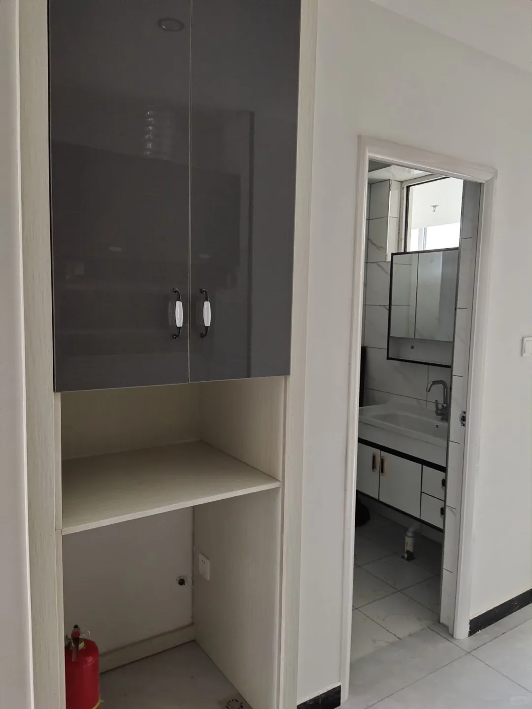 会展中心附近，一室一厅出租，房东直租