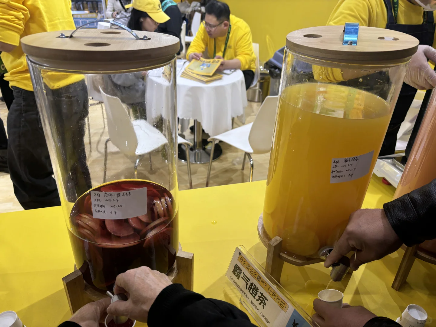 展会逛吃逛吃-中国特许加盟展