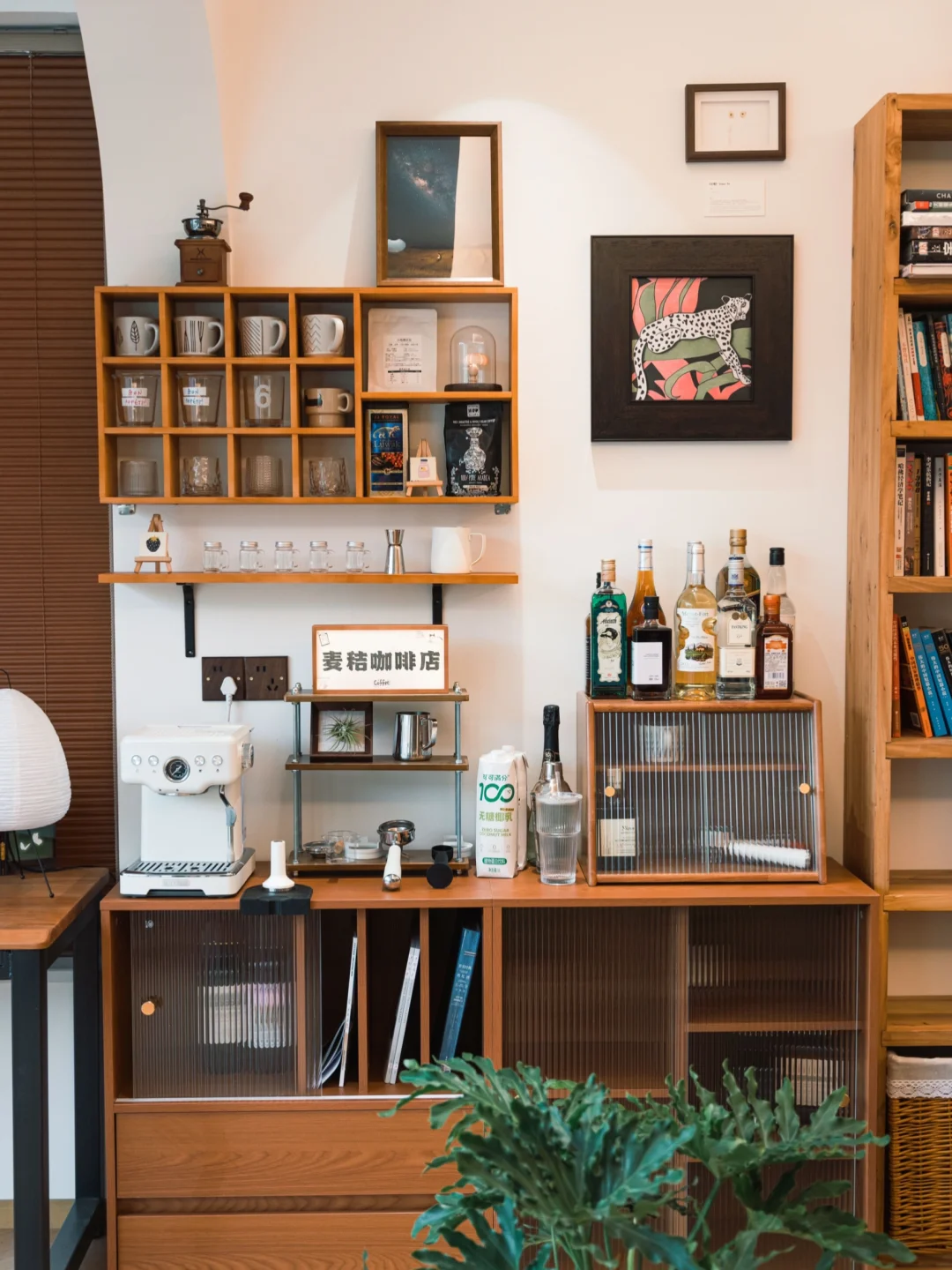 当我在墙上多打了两个眼后续…免费送展签啦