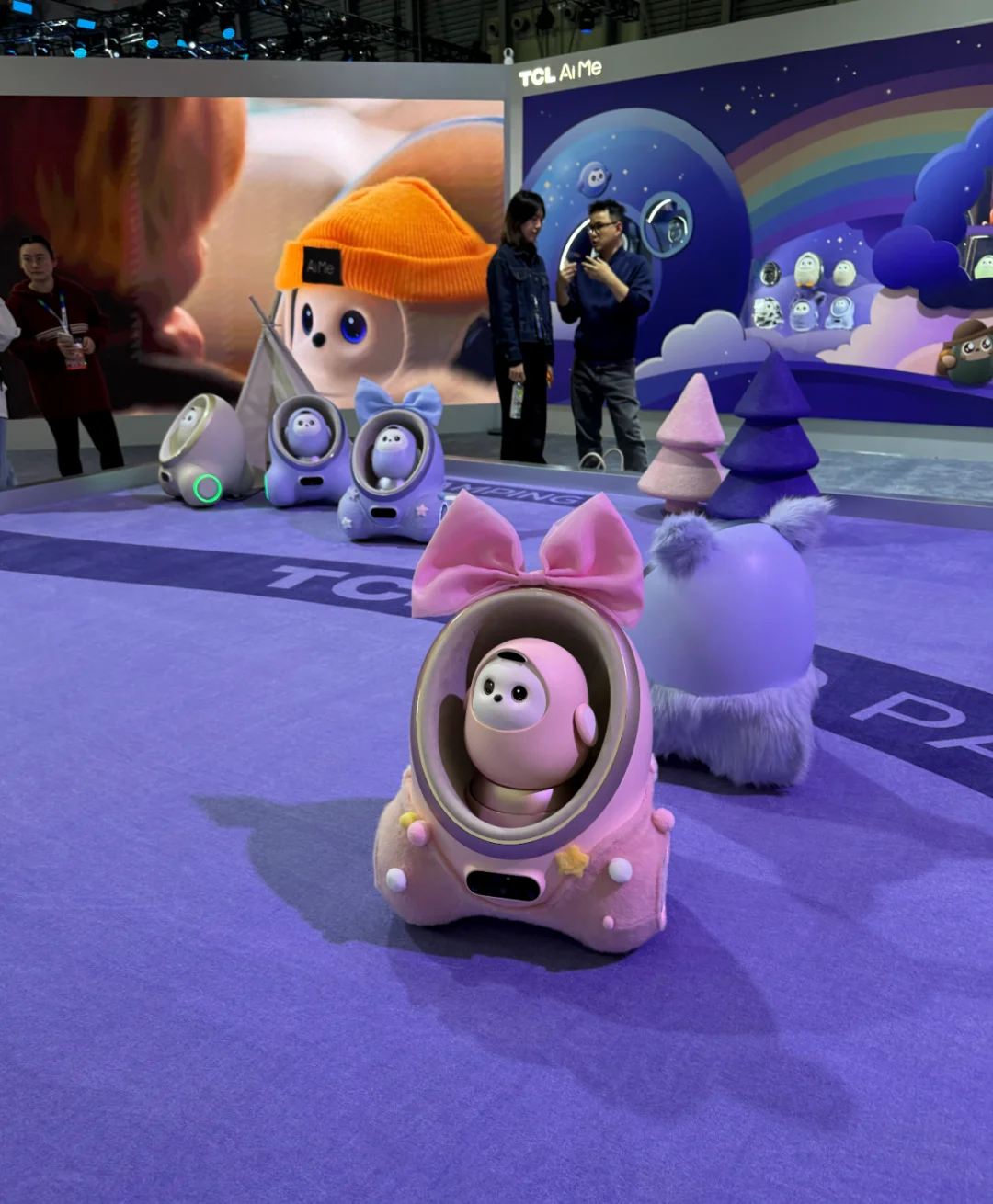 成功 AWE 上养了一只机器人宝宝