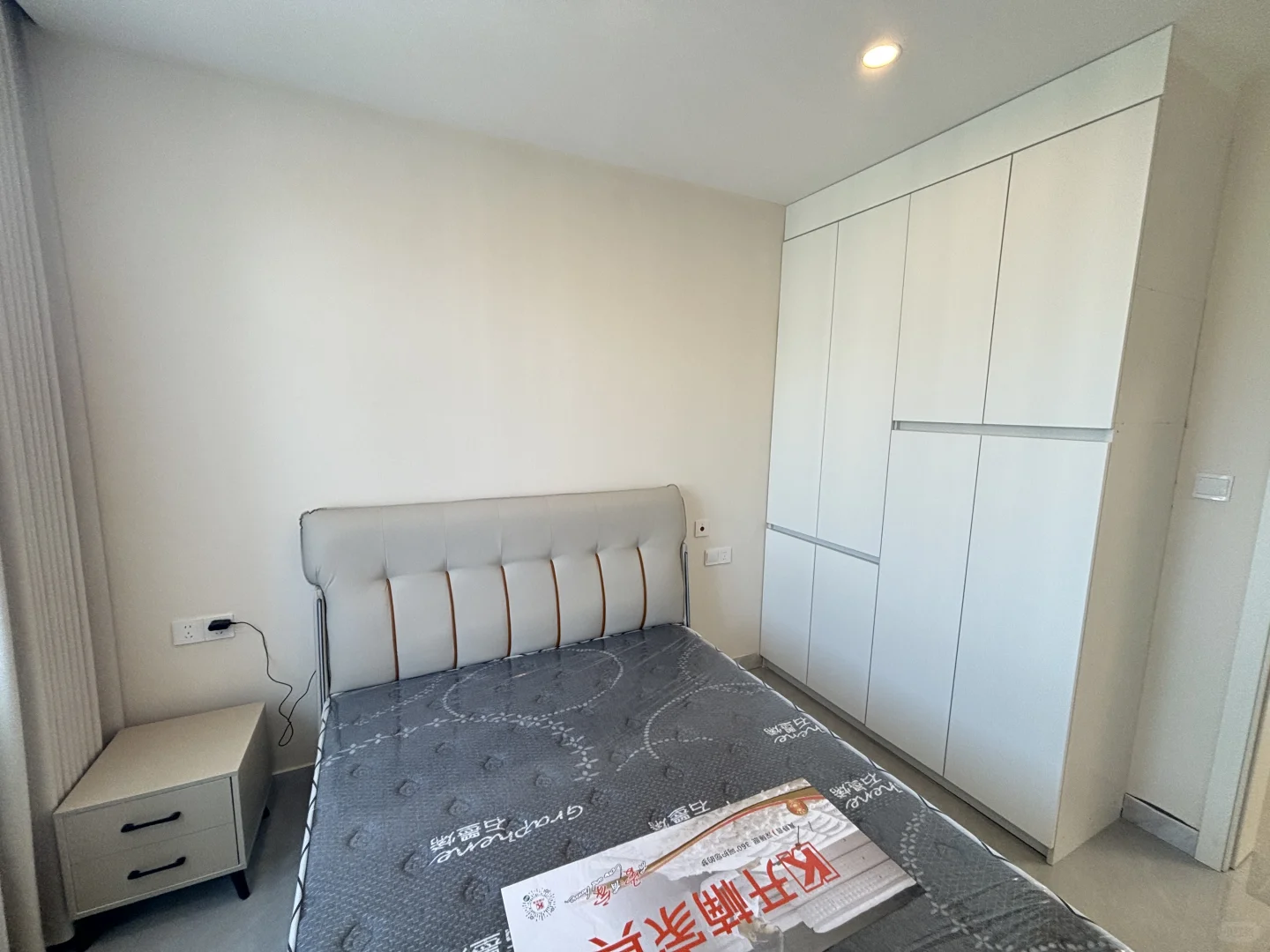 个人转租-国家会展中心旁·阳光两房落地窗