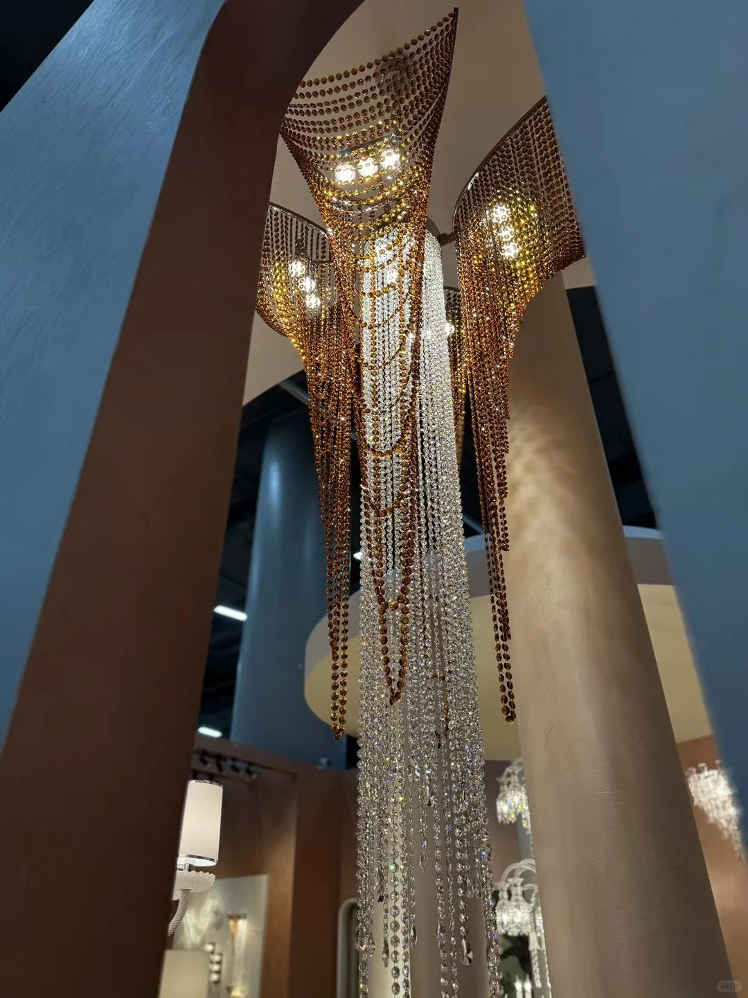 广州展会最美拍照必看展位，春日宫廷花园！