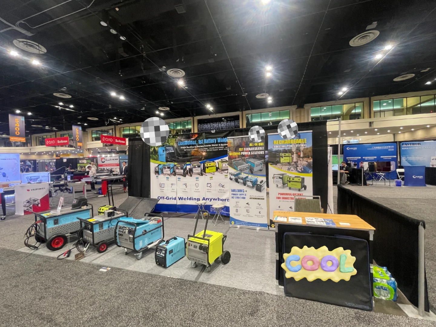 我的海报变身展会背景板！设计实用大公开