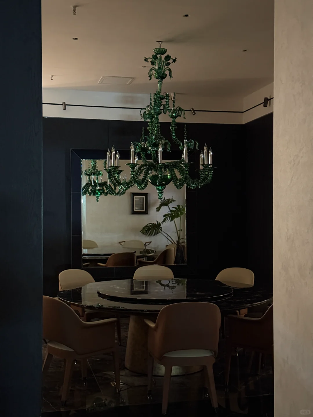 广州展会最美拍照必看展位，春日宫廷花园！