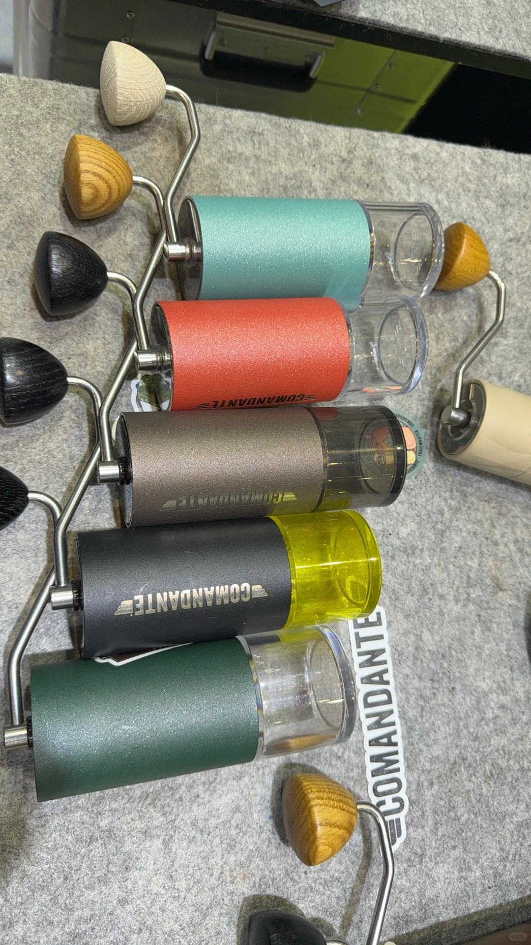 人山人海的展会