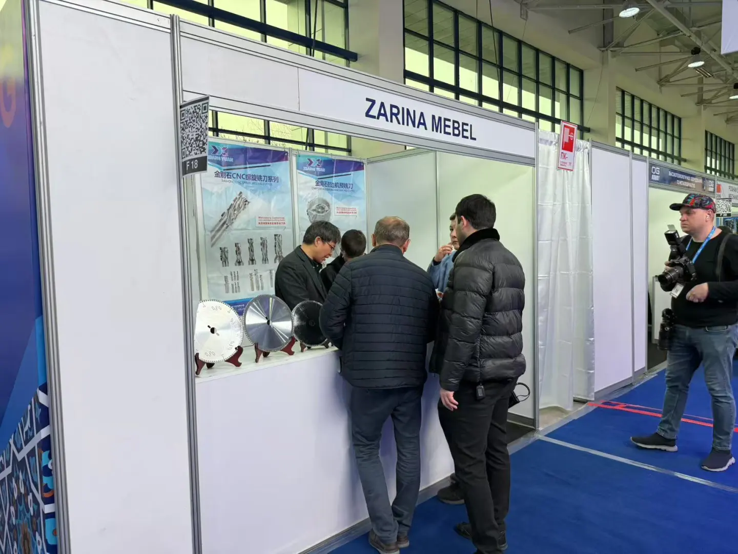 展会现场‖乌兹别克斯坦家具及木工机械展