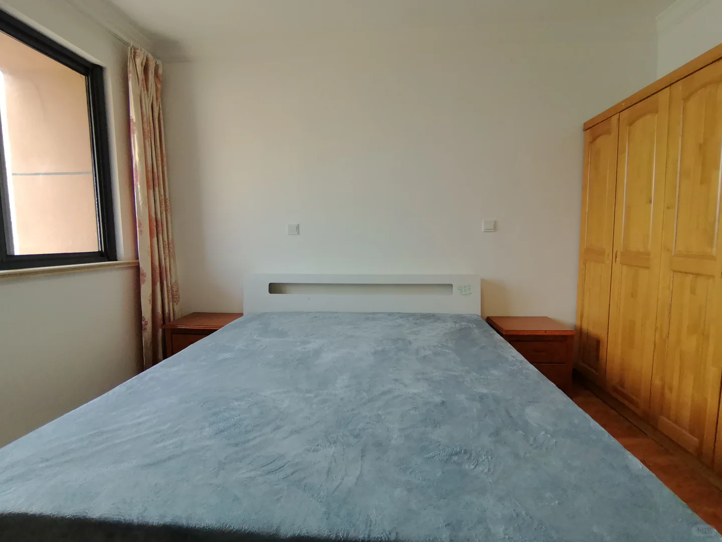 6500在会展中心一公里处租的房子，贵不贵？