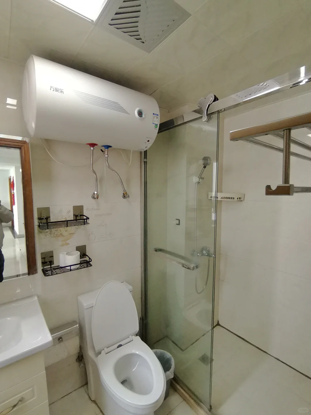 6500在会展中心一公里处租的房子，贵不贵？