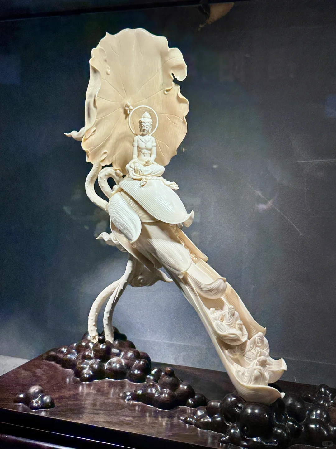 逛了四个小时才看完❗️800w镯子跟假的似的