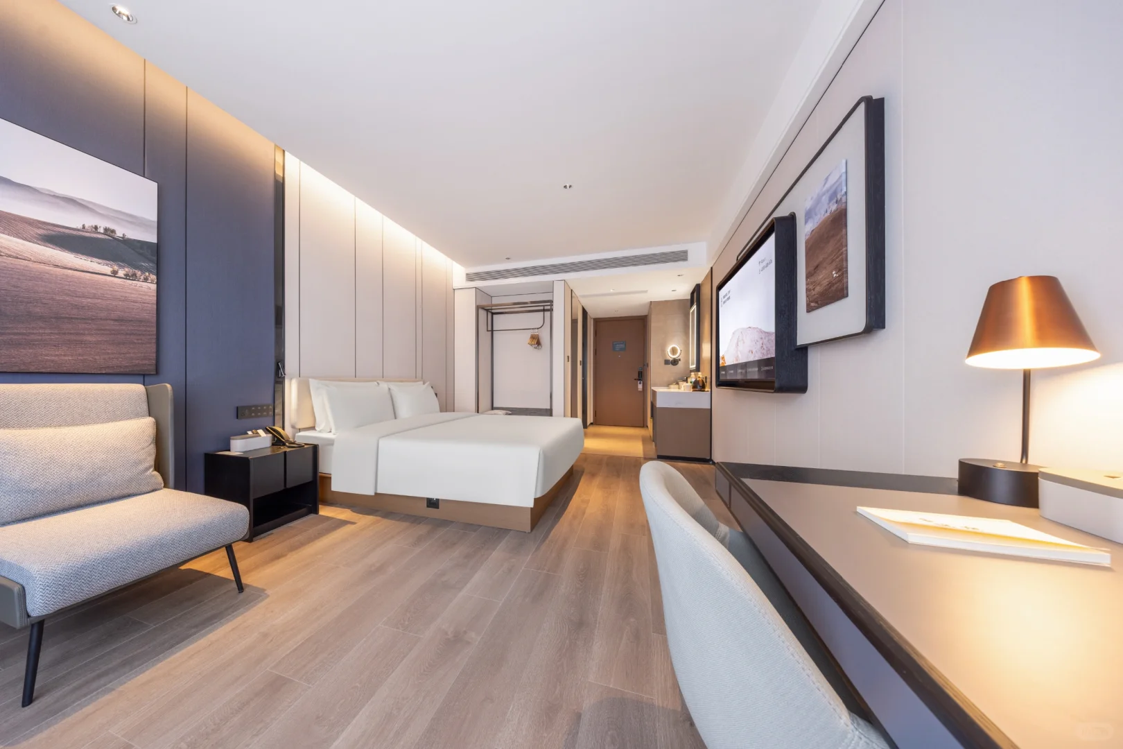 ✨睡进艺术馆!济南国际会展中心旁的亚朵