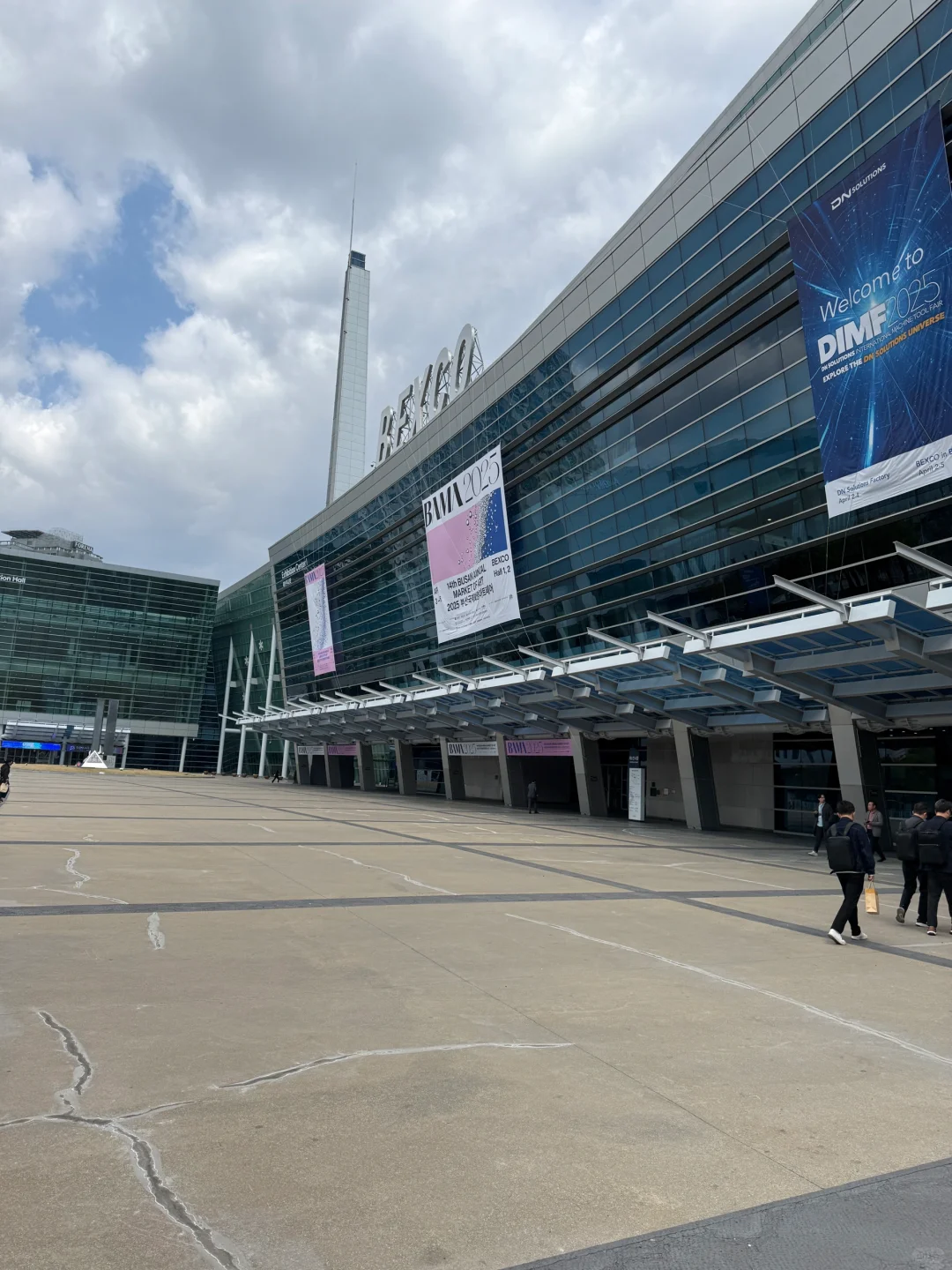 釜山BAMA艺术博览会