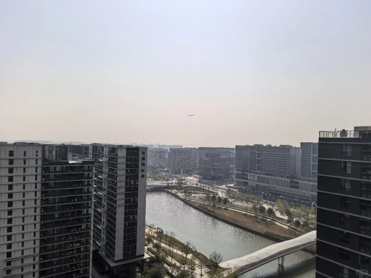 深圳福永会展湾水岸超绝房间！个人转租！