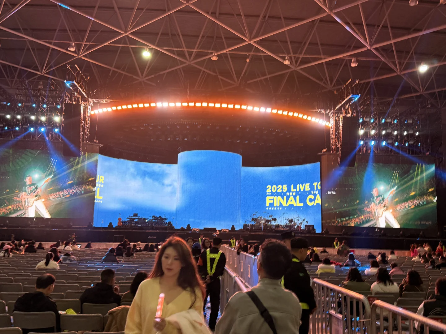 必应创造YYDS！！ 刘若英3.0 三面台