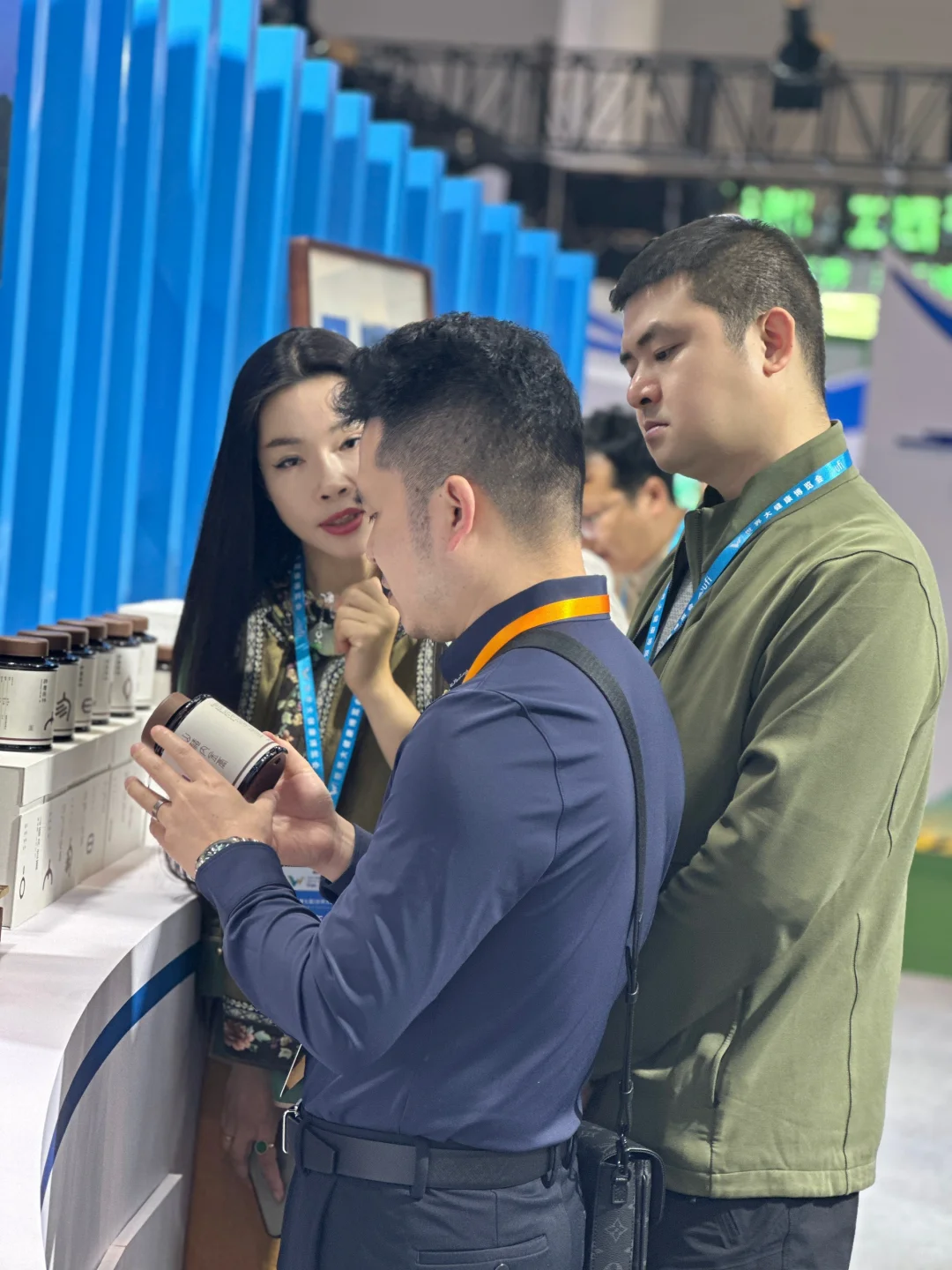 大健康博览会，带着我们的膏出来看看