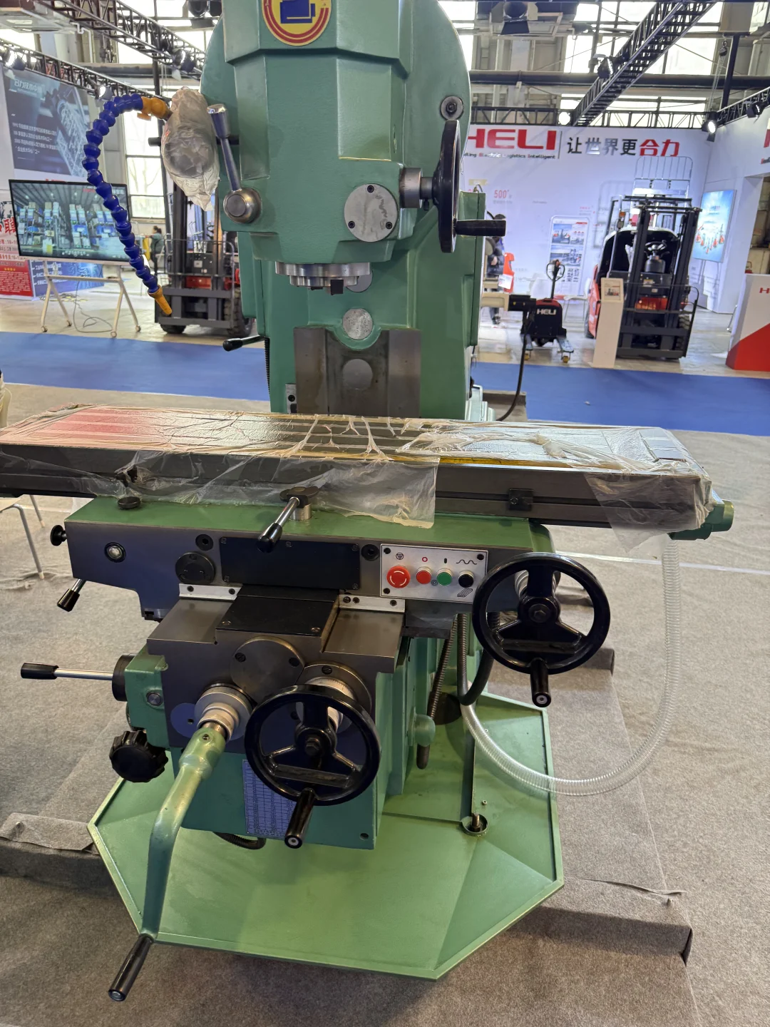 参观长春制博会