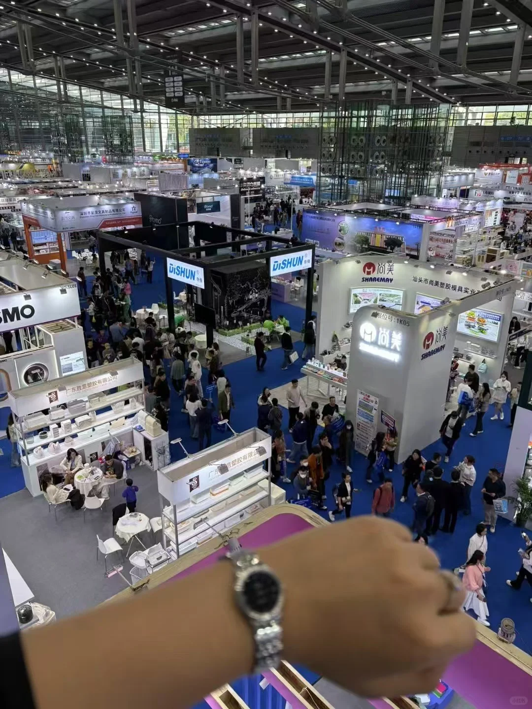 怎么这么多人啊