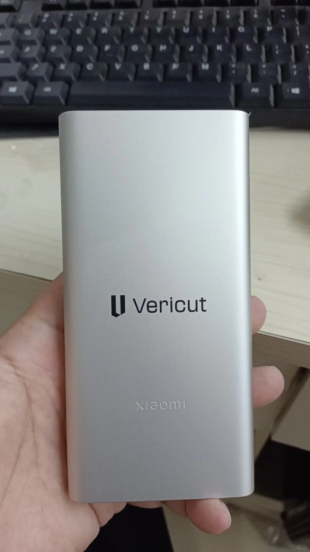 被曝光展会礼品啦啦～小米磁吸充电宝定制