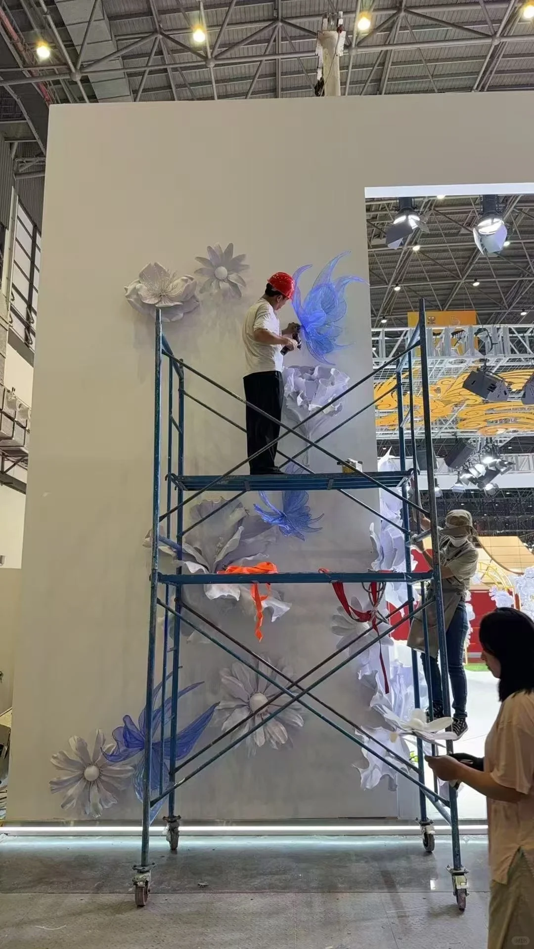 会展花艺布置-商务花艺设计-美陈还原落地