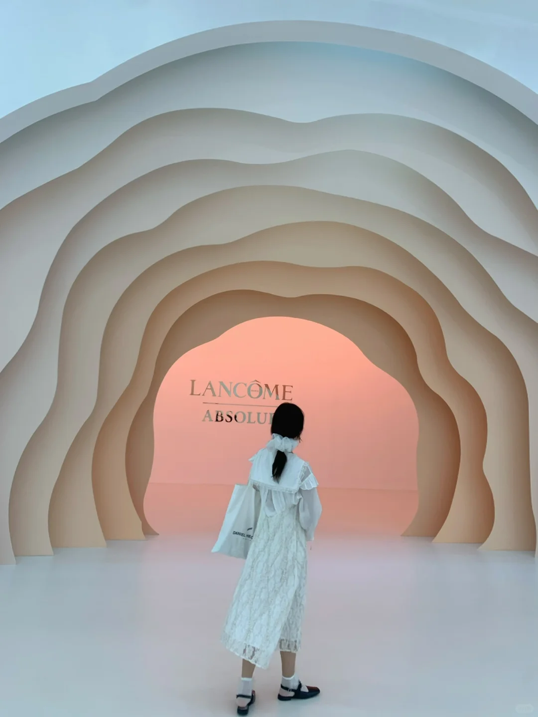 展览｜兰蔻艺术展「一瞬一生」