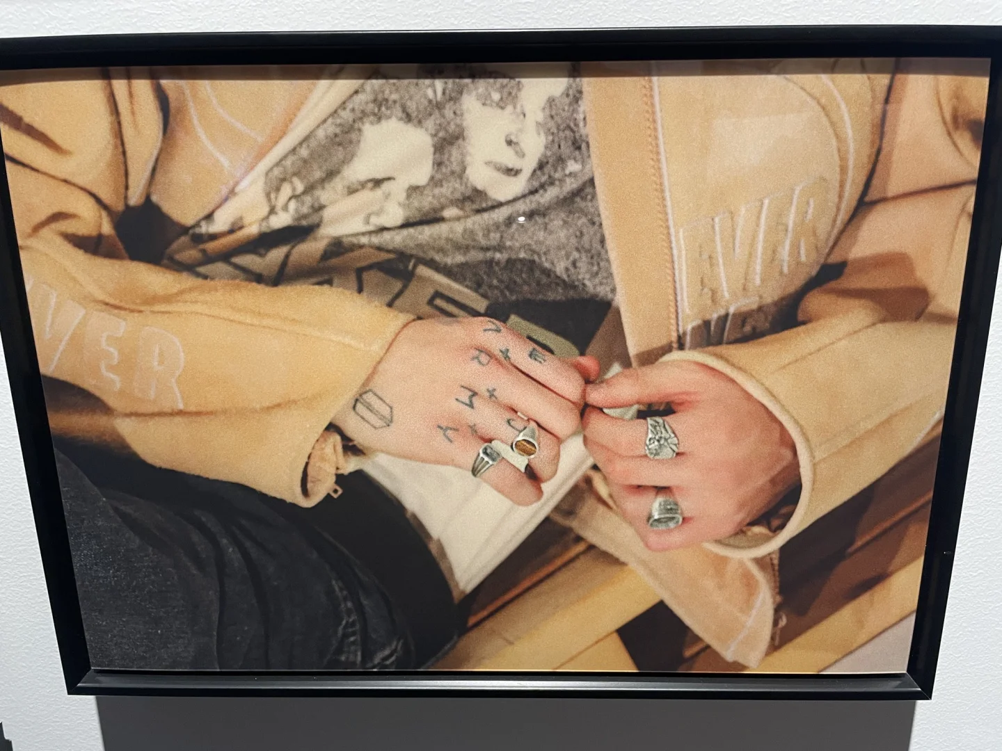 田柾国纽约展会「GOLDEN: The Moments」