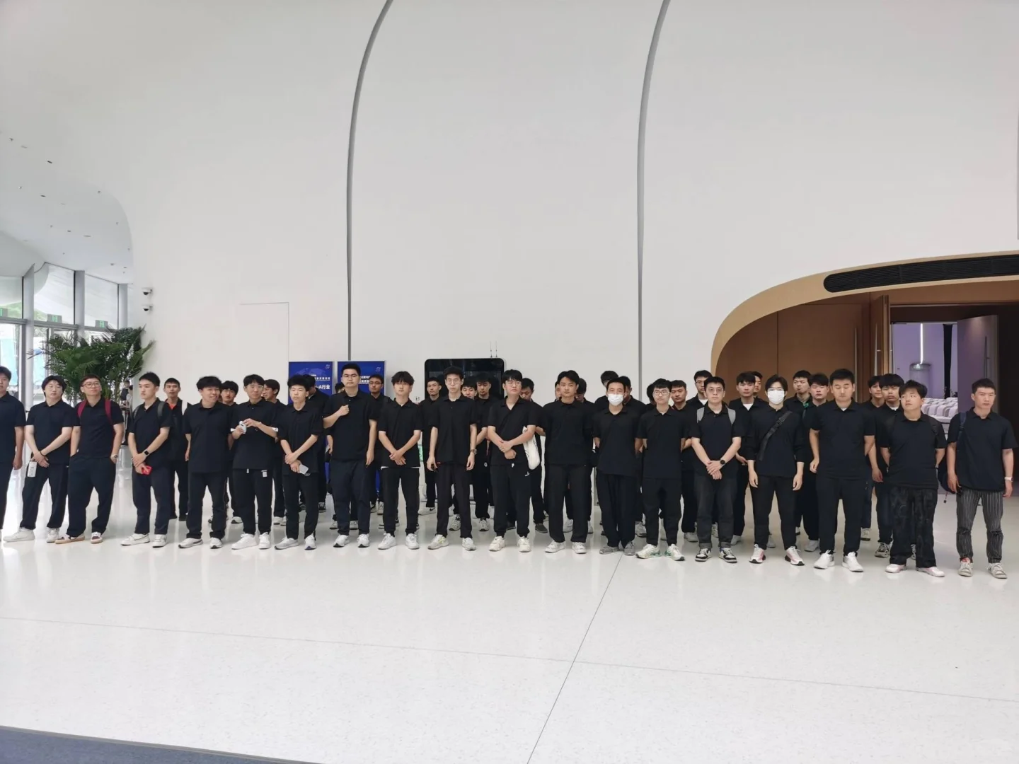 天津展会服务公司群演-活动跑腿代办 活