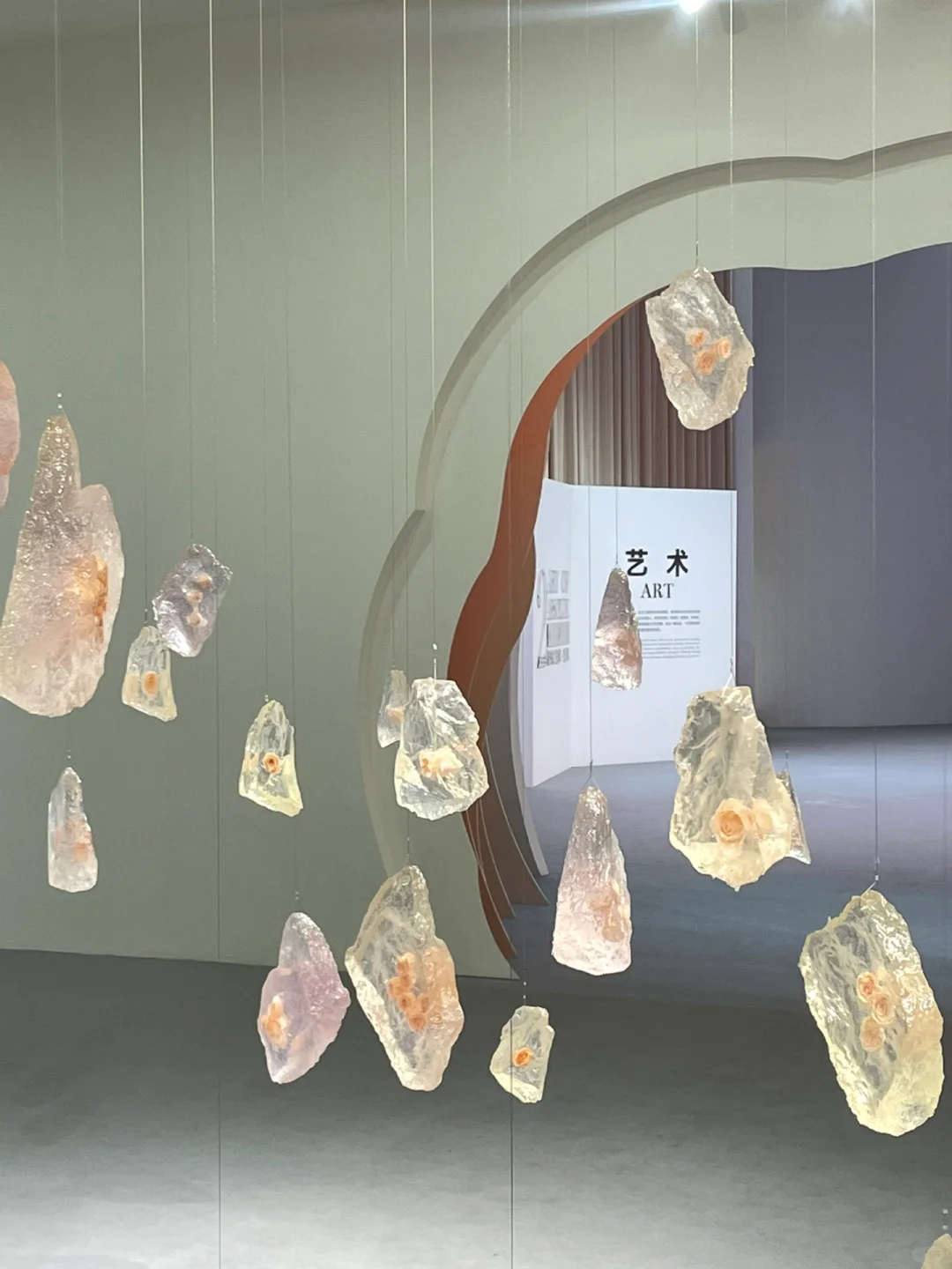 展览｜兰蔻艺术展「一瞬一生」