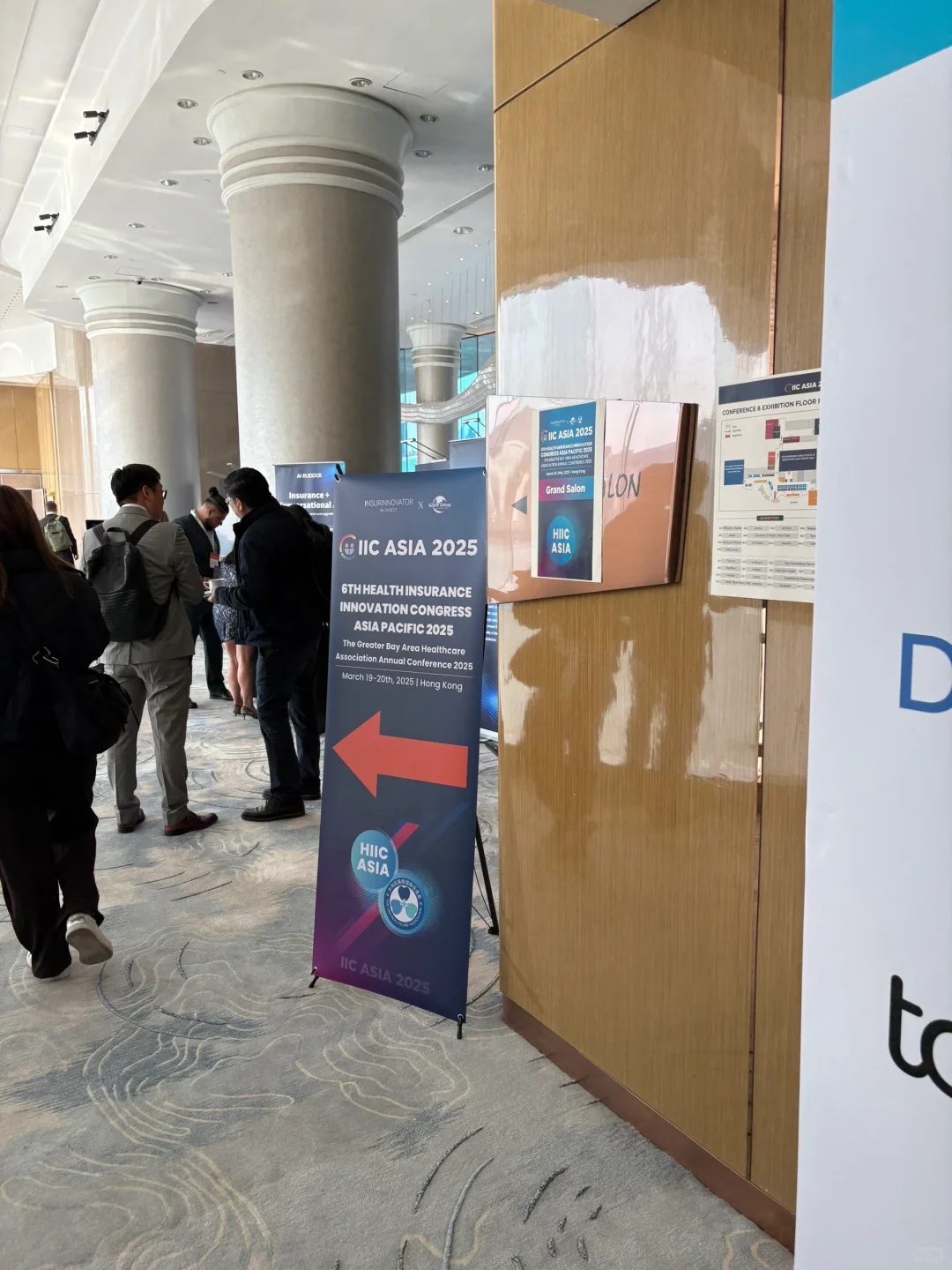 ??港硕展会兼职还拿到linkedin推荐信?