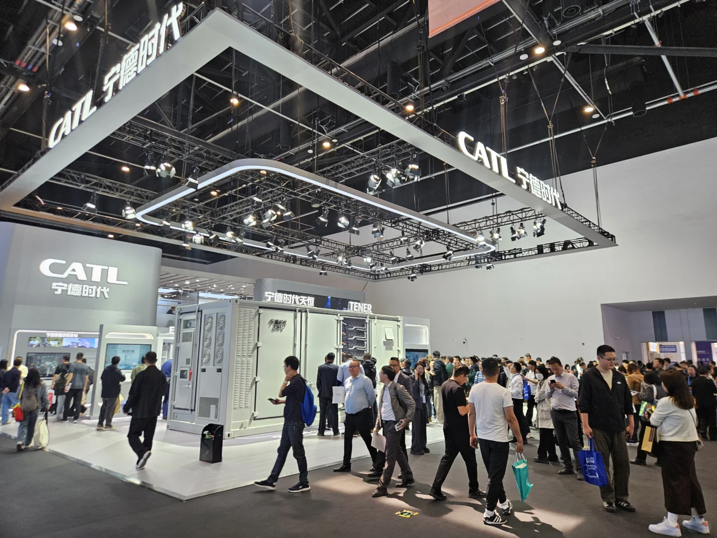 储能展看了个寂寞,感觉江河日下,一起摆烂