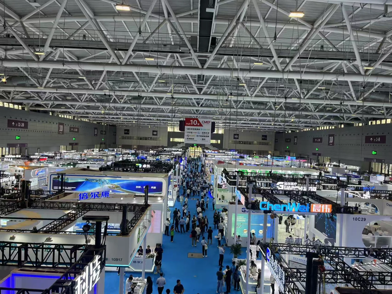 好喜欢参加展会啊!因为真的有客户!