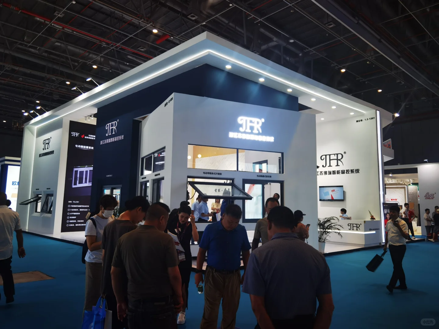 2023FBC上海门窗幕墙展施工搭建