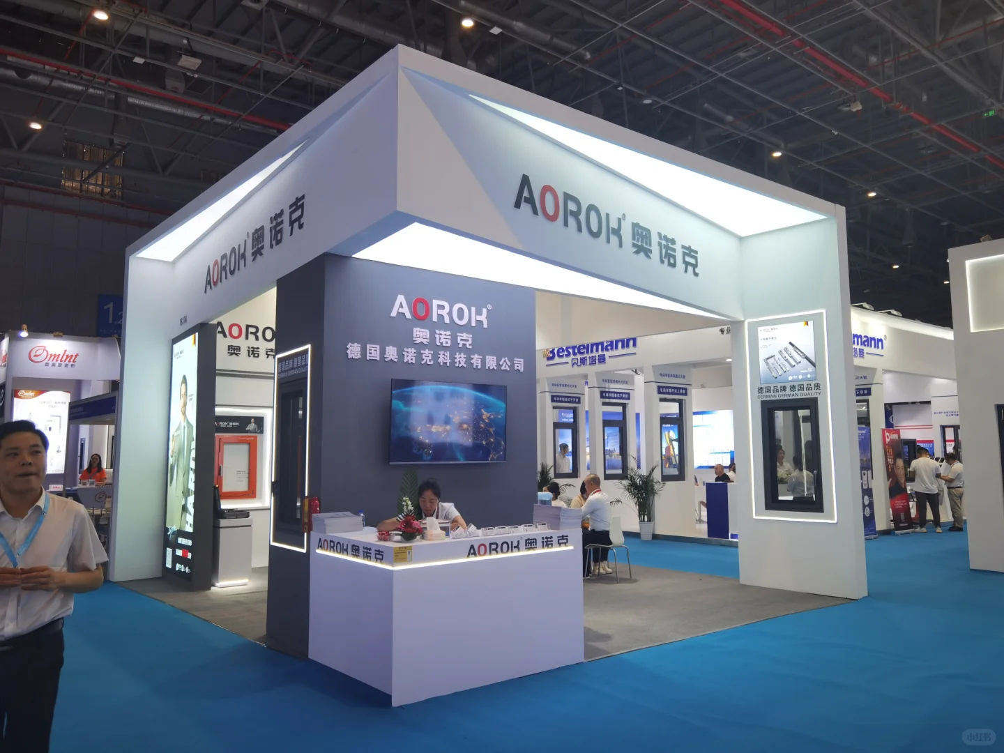 2023FBC上海门窗幕墙展施工搭建