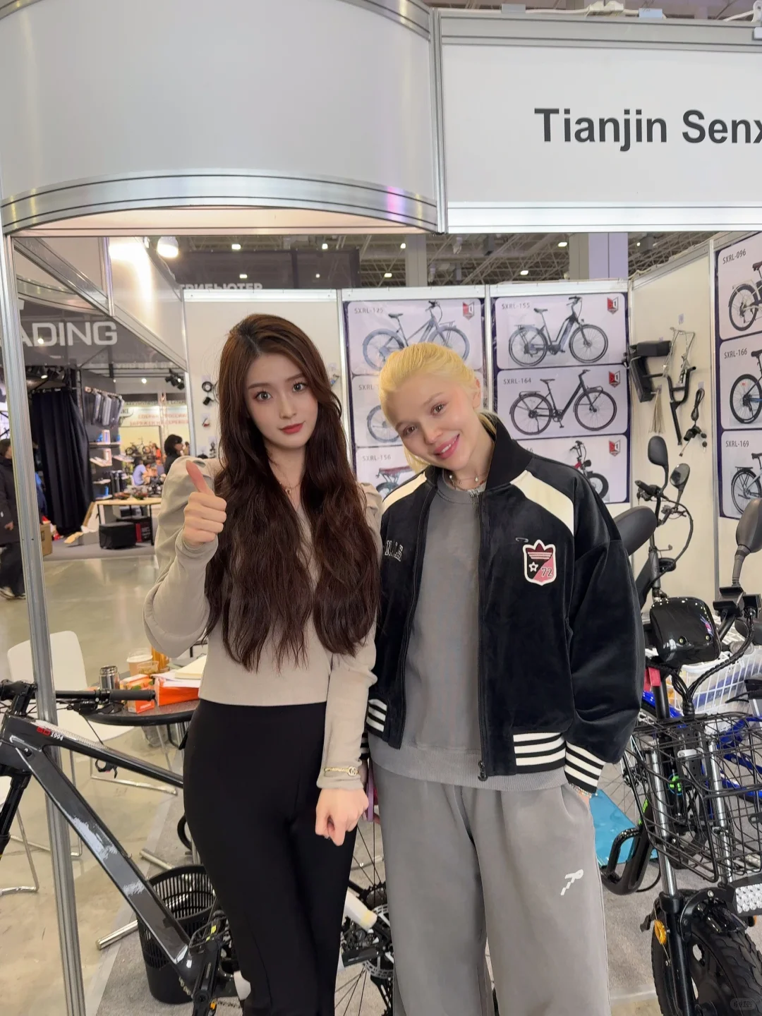 莫斯科展会翻译｜客户让我当企业形象代言人