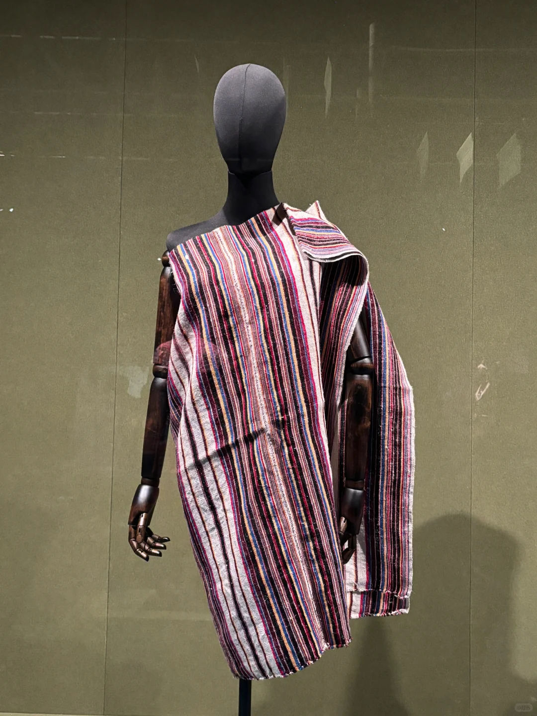 她们的盛装和嫁衣—珠江流域女性民族服饰