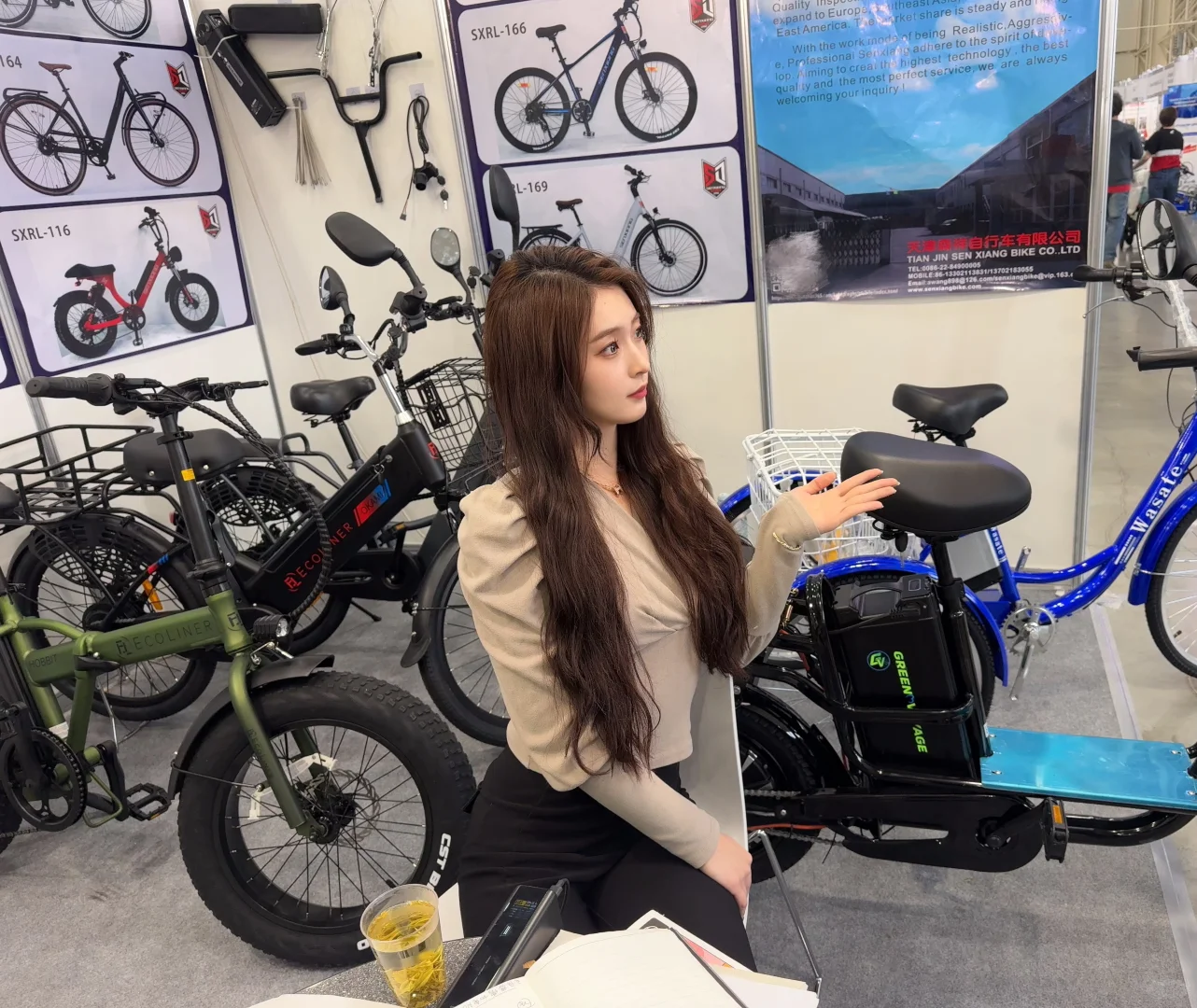 莫斯科展会翻译｜客户让我当企业形象代言人