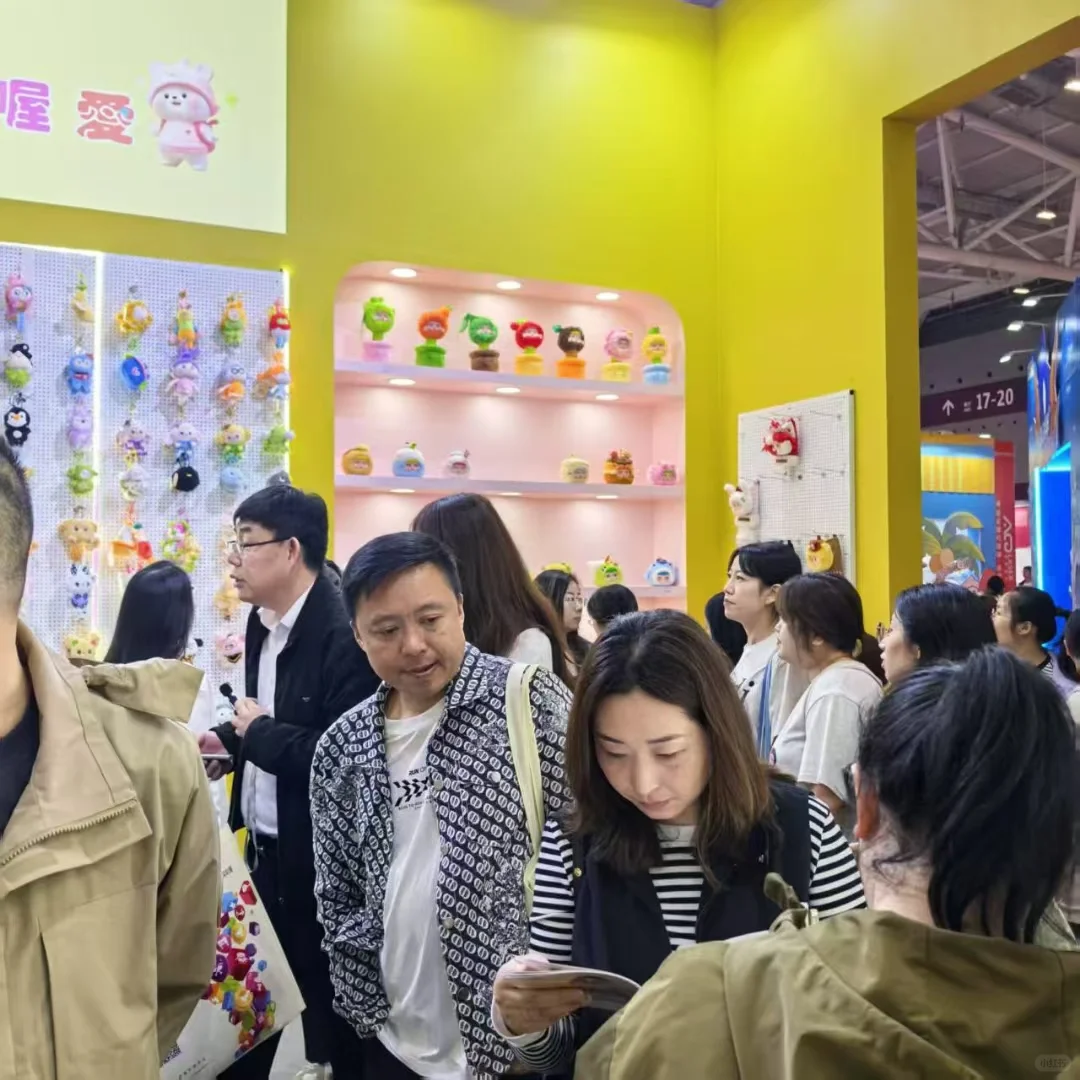 被挤爆！硕达动漫展会现场太震撼啦