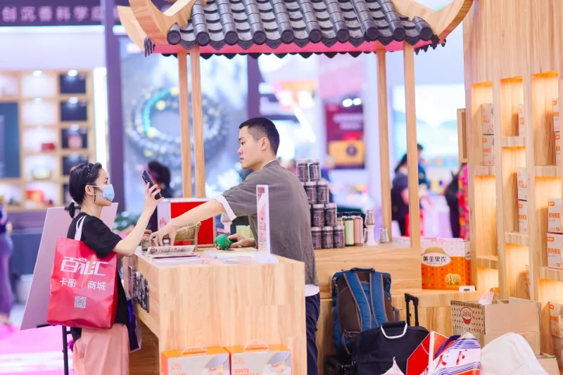 ?深圳四月最聪明的逛展攻略！