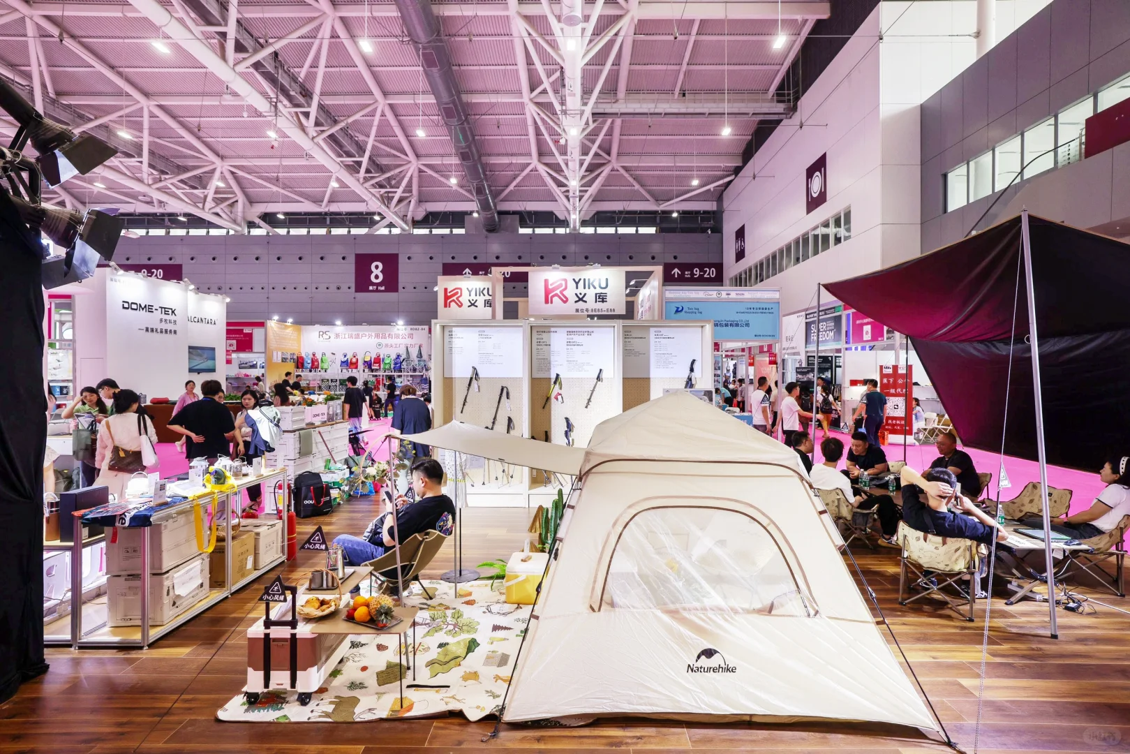 周末逃离计划！去展会收集春日灵感?