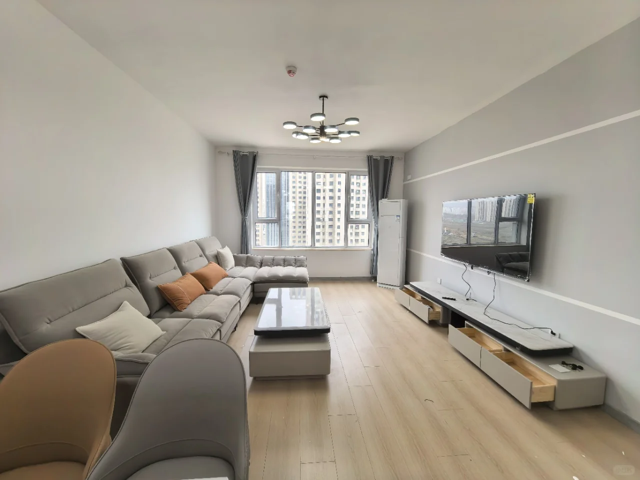 会展中心，带空调，自家房屋出租