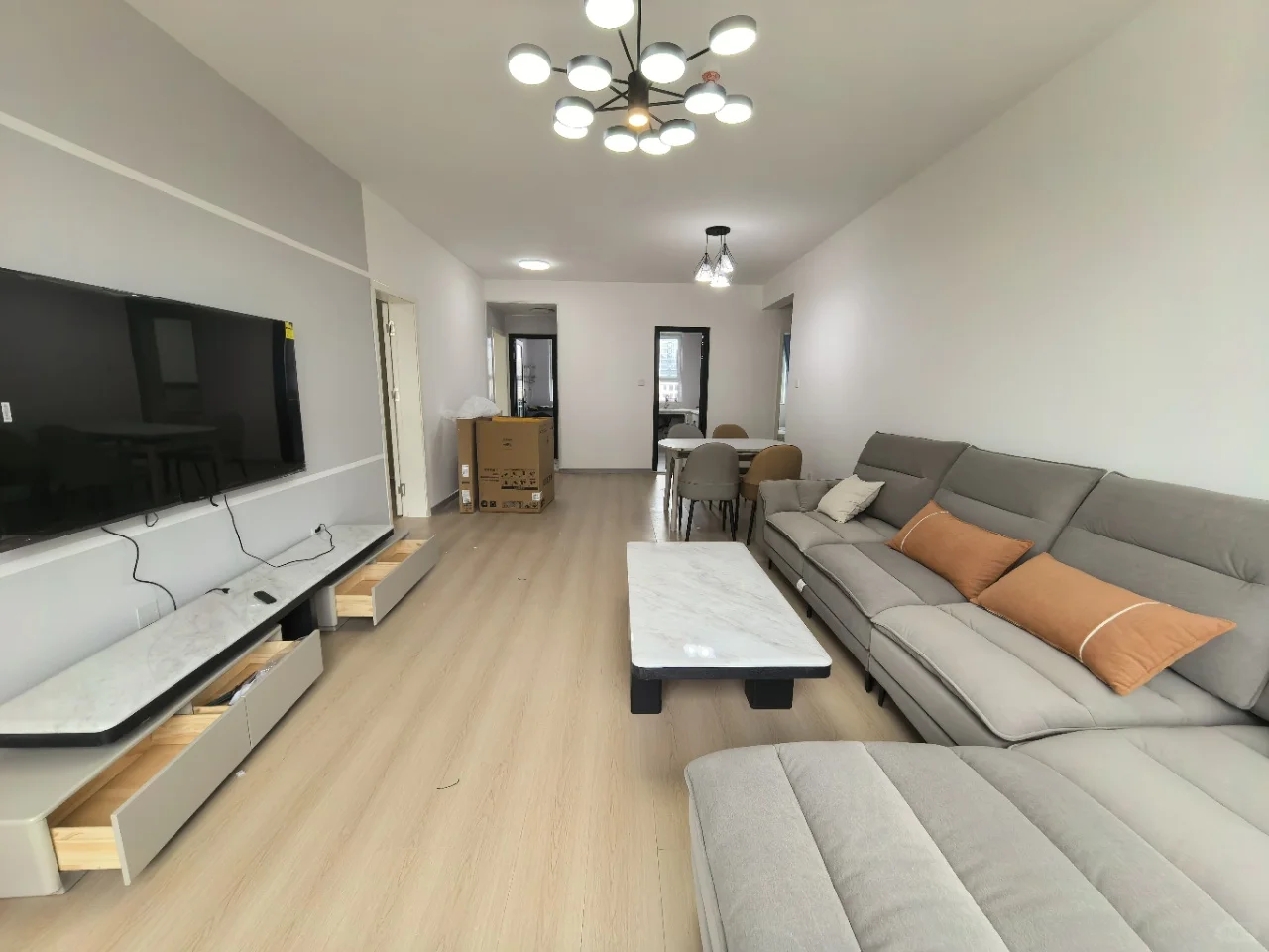 会展中心，带空调，自家房屋出租