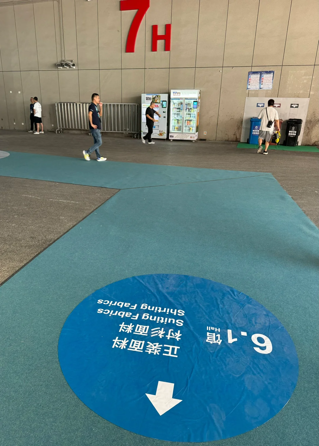 上海国际会展中心的设计 没有人吐槽？