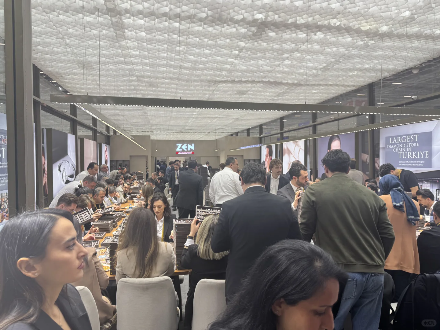 土耳其展会第一天，门庭若市和冷冷清清