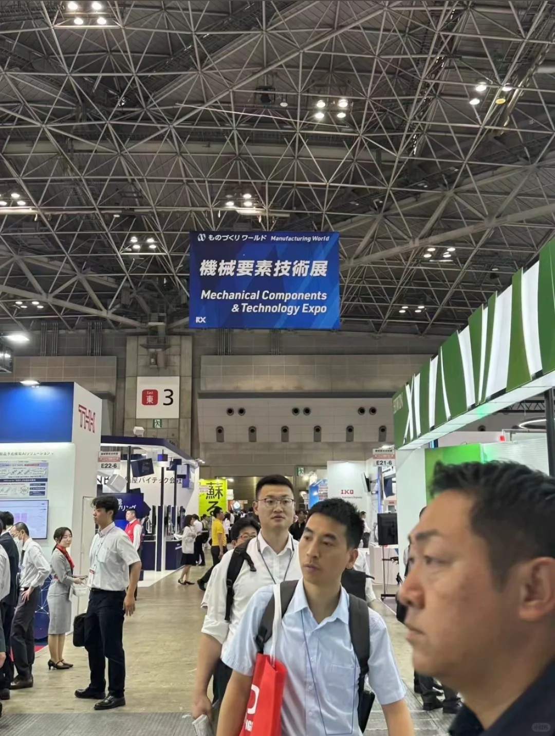 忙碌的东京展会 ?‍??‍?累。