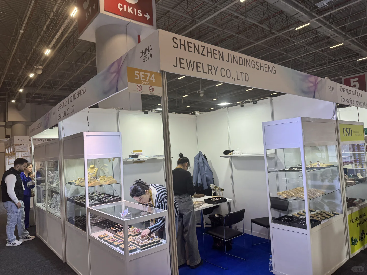 土耳其展会第一天，门庭若市和冷冷清清