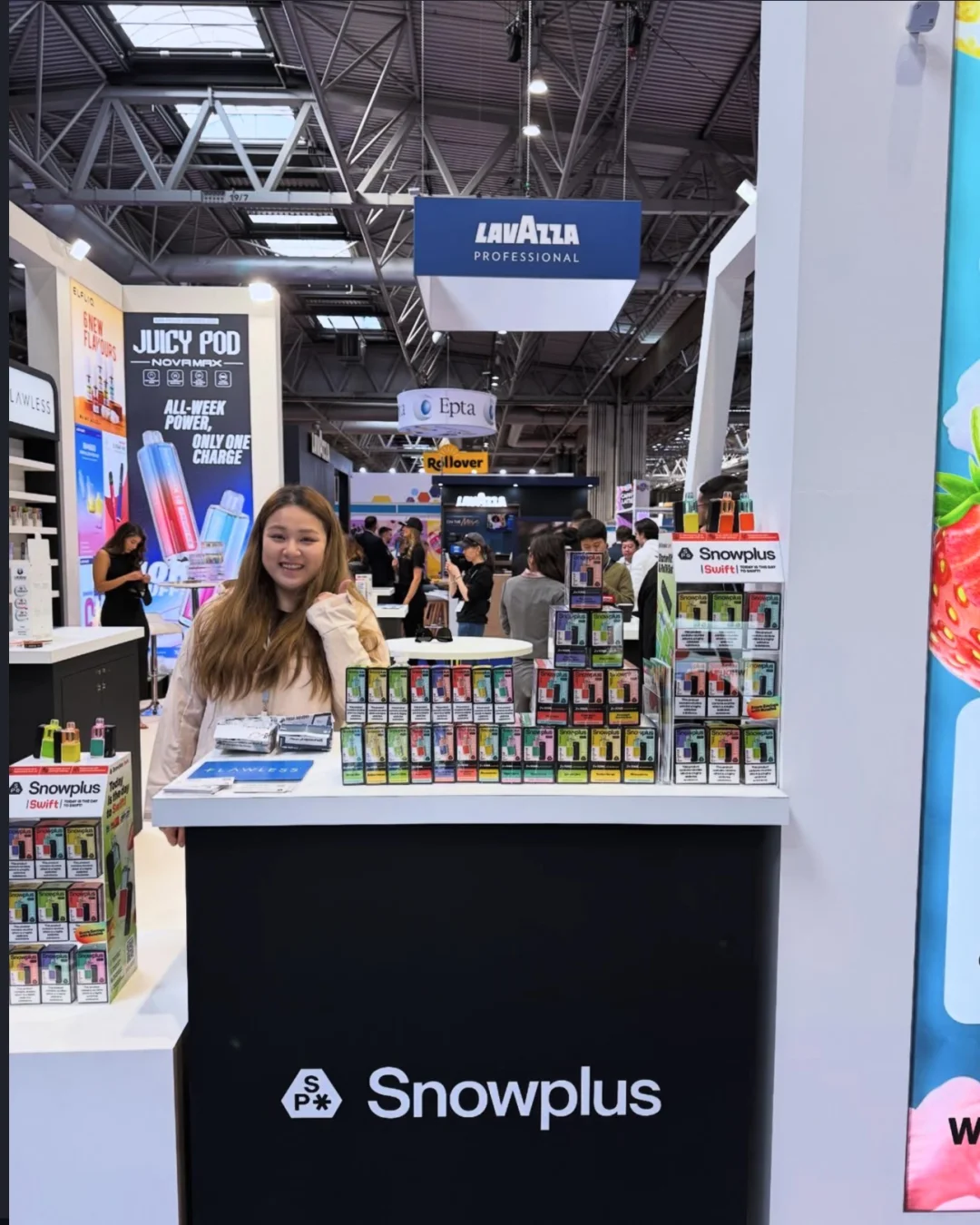 跑个展会现场 累麻了..