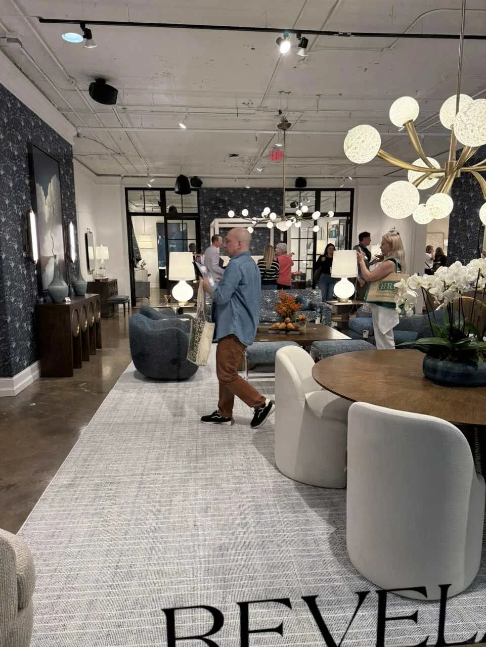 海外学习篇：逛美国高点家具展览会